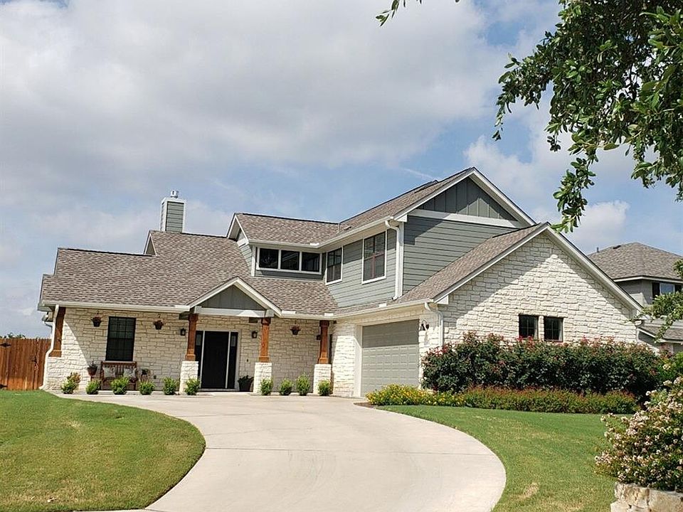 1st image of 555 River Bluff Cir