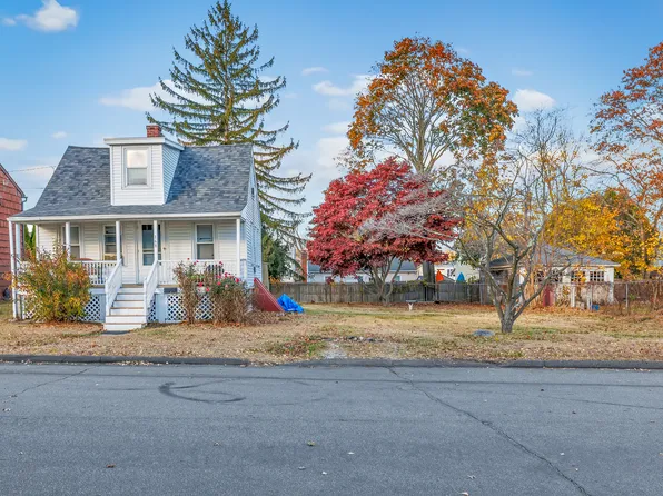 168 Ridgeley Avenue, Fairfield, CT 06825