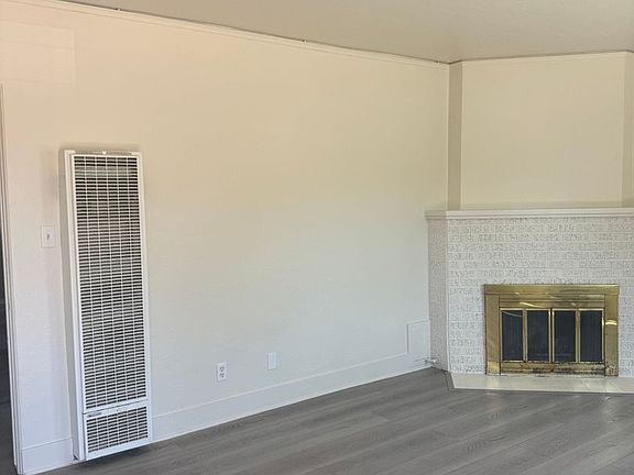 3rd image of 1731 Eldridge Ave