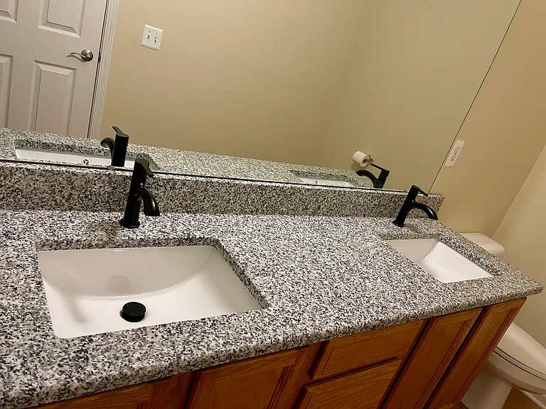 474 Village Dr — Photo 18