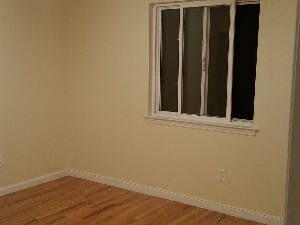 1st image of 150 Grimsby St