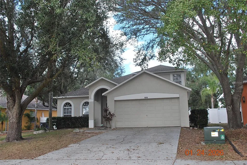 Building Photo - 909 Grand Canyon Dr