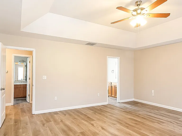 2948 Rolling Ln — Photo 10