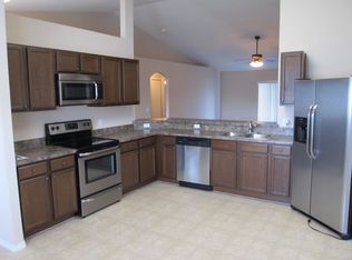 5027 Ashwood Dr, Lakeland, FL 33811