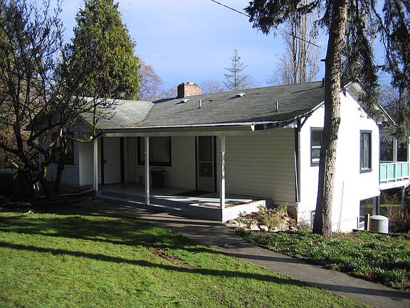 3rd image of 1790 Newport Way NW