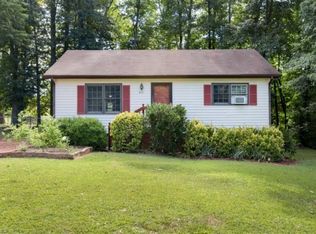 210 Lakeview Dr, Thomasville, NC 27360