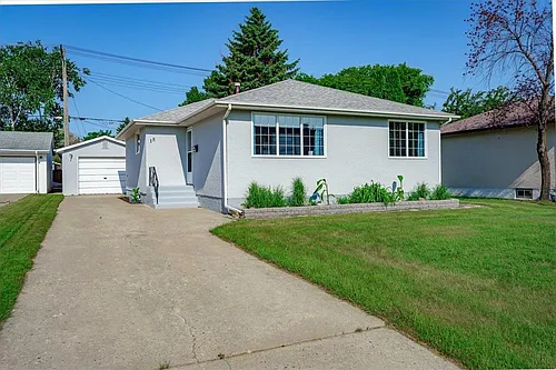15 Lomond Blvd #15 Photo 1