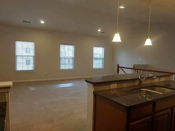 5th image of 7415 Brunson Cir #C6