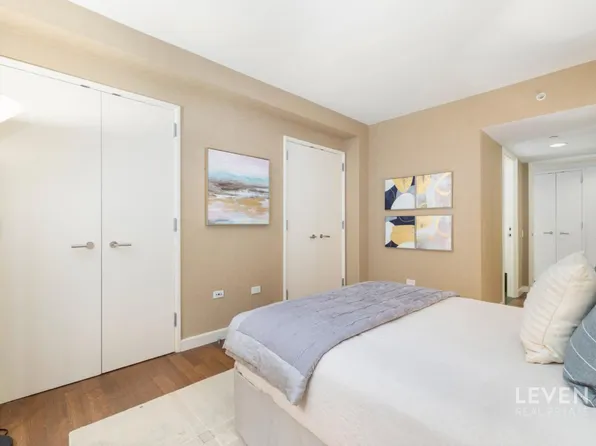 100 West 58th Street image 11 of 17