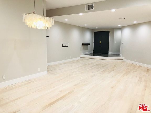 5th image of 11808 Dorothy St APT 205