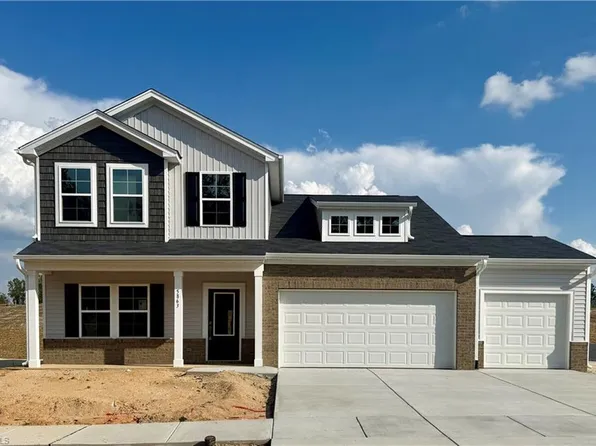 5863 Latigo Ct, Clemmons, NC 27012