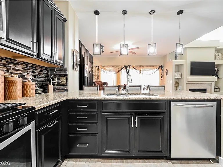 5975 Sunlight Garden Way — Photo 1