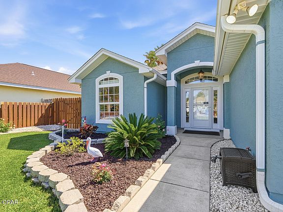 3rd image of 209 Azalea St