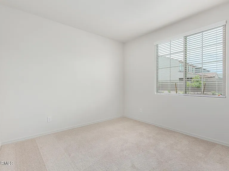 8529 S 67th Dr — Photo 27