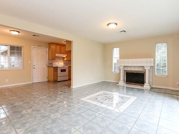 3rd image of 3071 66th Ave
