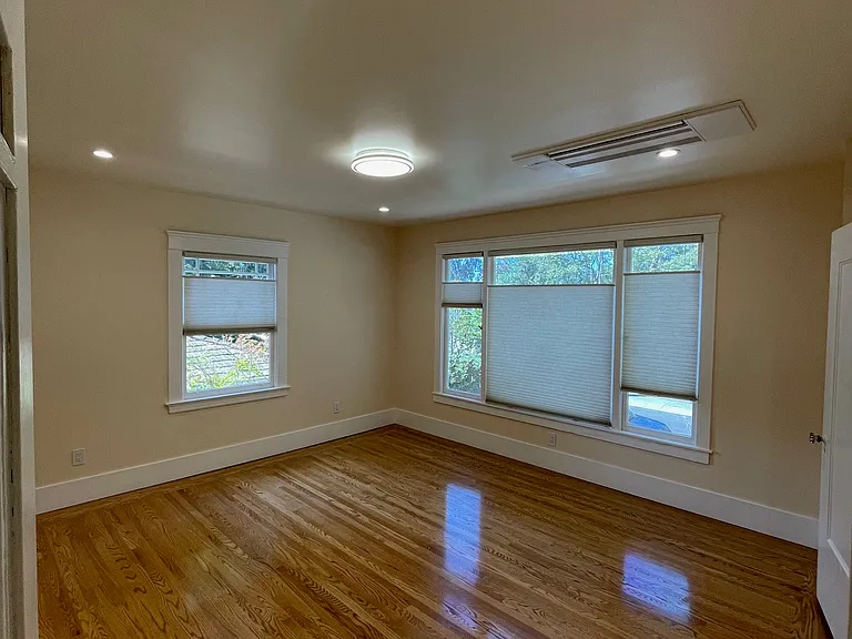 1517 Balboa Ave — Photo 17