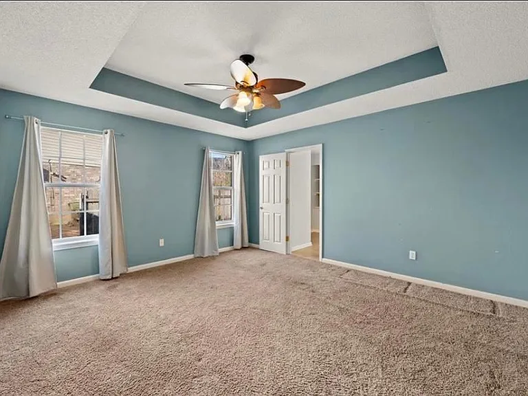 6026 Cambridge Dr — Photo 16