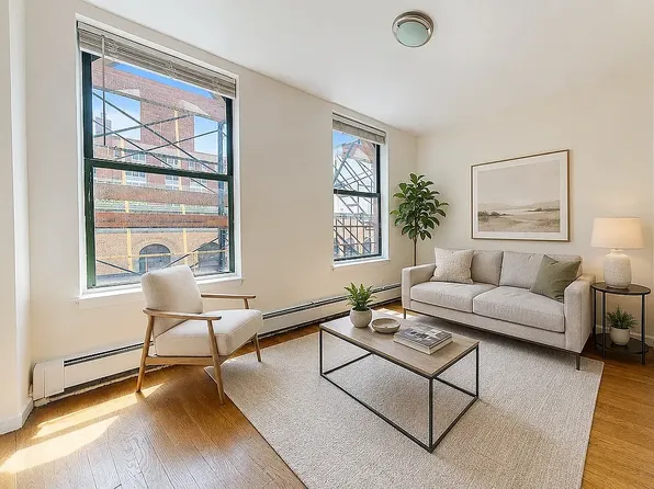 135 W 24th St, New York, NY