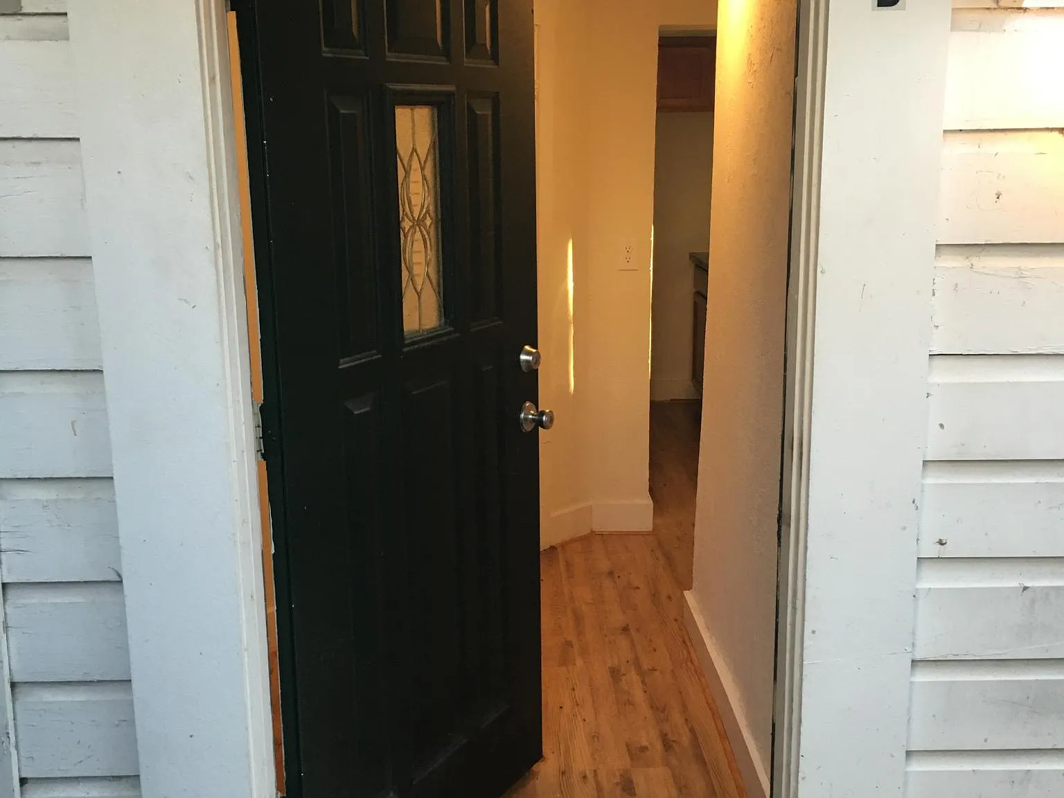 Studio, 550 sqft, $1,000 — Photo 1