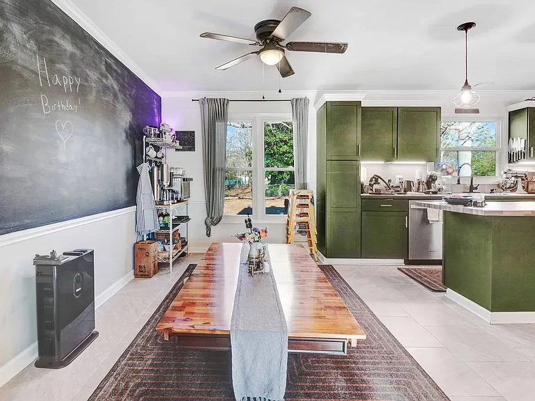 202 Deluca Rd — Photo 9