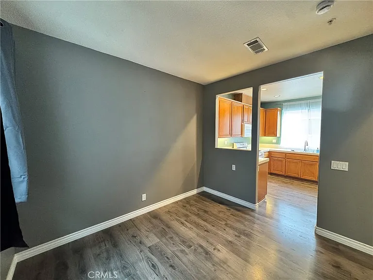 74 Seacountry Ln — Photo 6