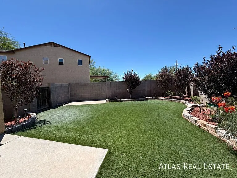 1925 S McConnell Dr — Photo 28