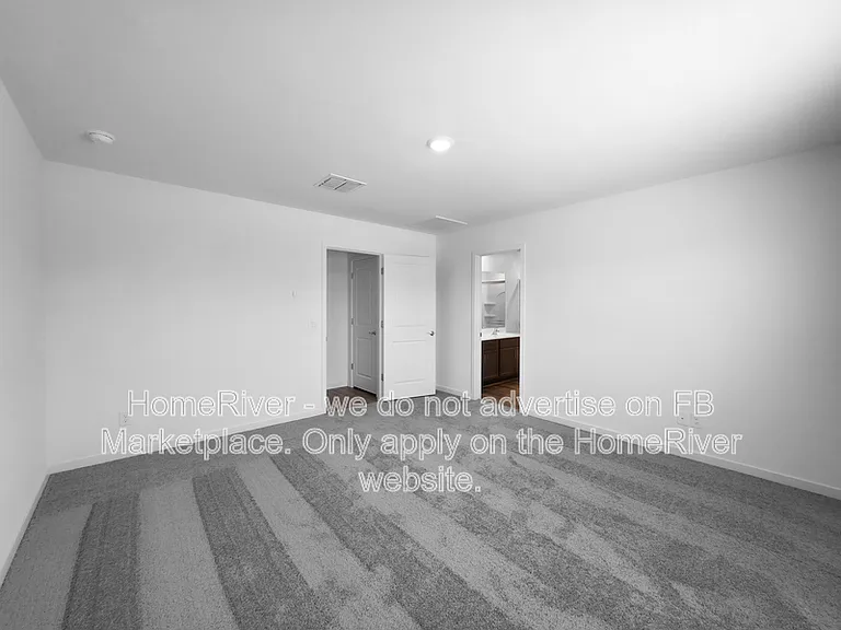 1050 W West Virginia Ave — Photo 7