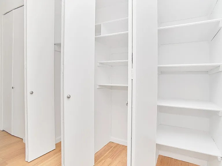 401 E 89th St #4N — Photo 9