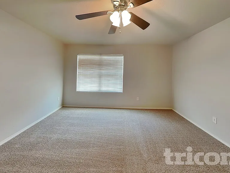 3120 Middleview Rd — Photo 6