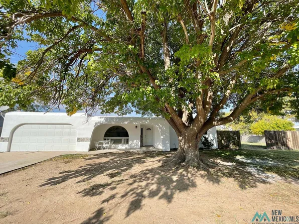 1420 N Country Club Cir, Carlsbad, NM 88220