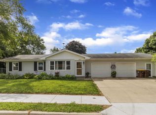 925 Forest St, Ionia, MI 48846