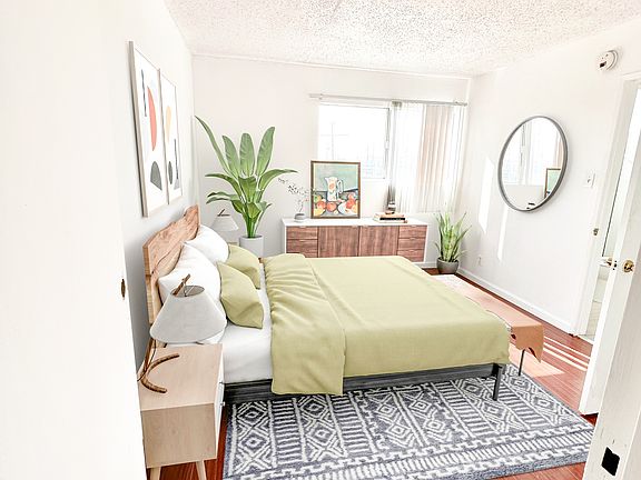 5th image of 3760 Dufresne Ct APT 32