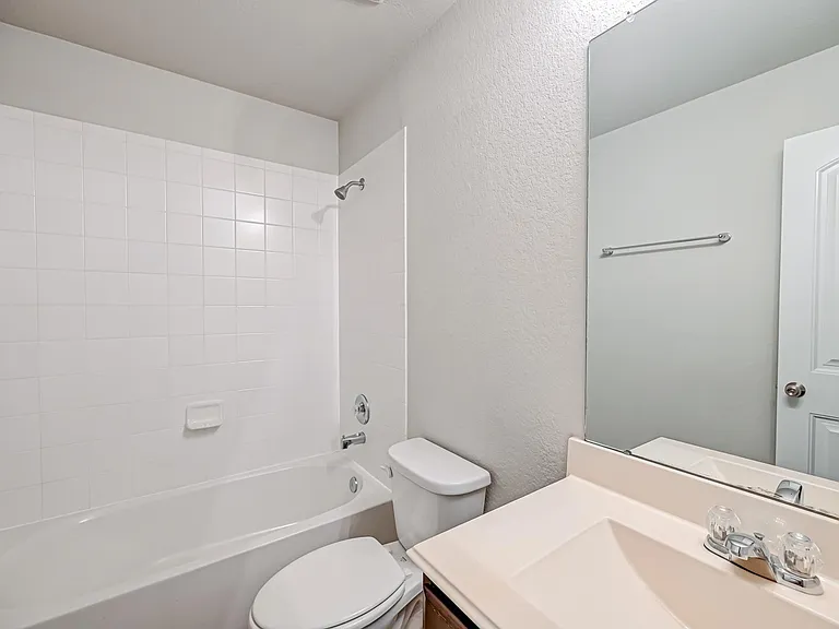 2818 Canadian Goose Ln — Photo 16