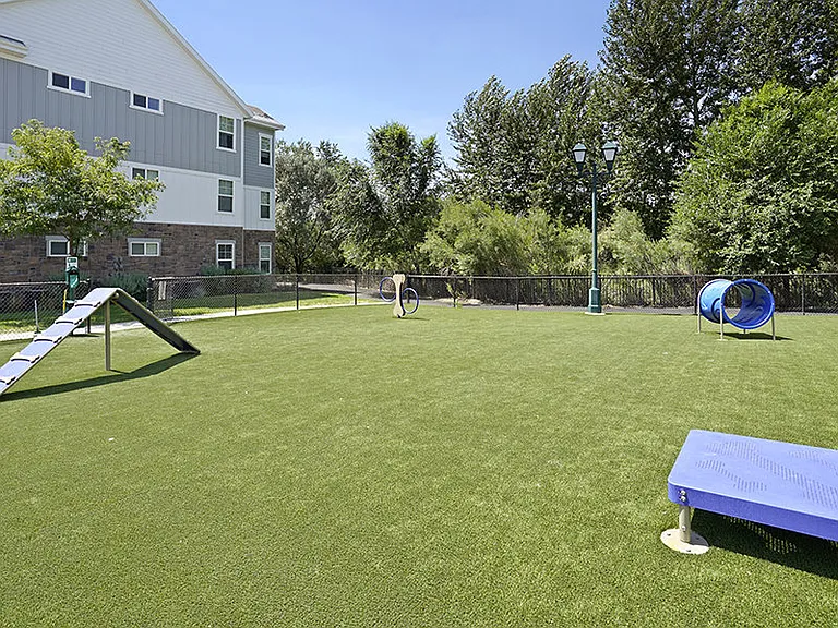 Viewpointe — Photo 20
