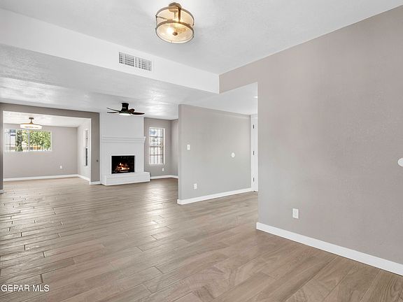 4th image of 3241 Voss Dr