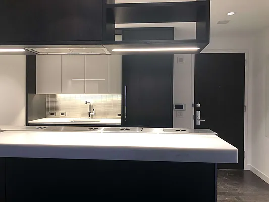 Rented by Gulia Wang, LREB | media 44