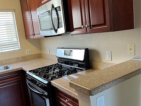 5th image of 21500 Burbank Blvd APT 310