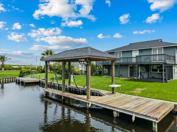 997 Redfish St, Bayou Vista, TX 77563