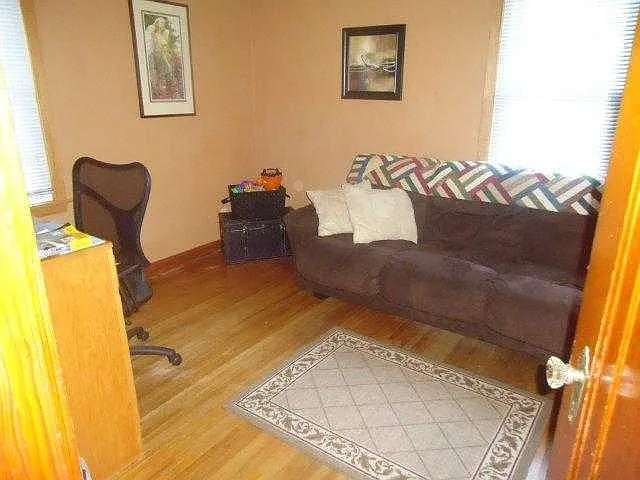 1003 W. 9th Street - 1 — Photo 2