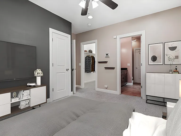 2728 W Cortez St #1 — Photo 26
