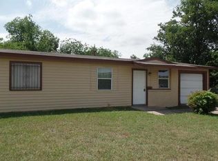 2512 S Cravens Rd, Fort Worth, TX 76112