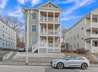 51 Beaver St, Worcester, MA 01603