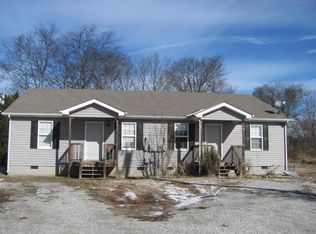 218 Modena Cir #216, Winchester, TN 37324