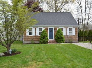 6 Lafayette Dr, Bristol, RI 02809