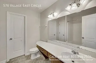 576 Village East Cir — Photo 14