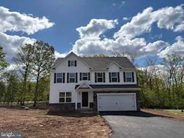 11 Paddock Ct, Ridgeley, WV 26753