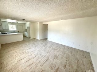 16214 Juniper St #3C, Hesperia, CA 92345