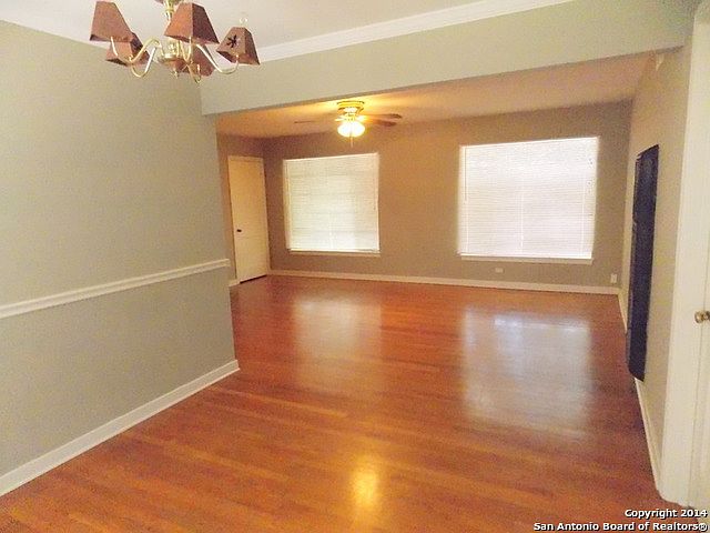2nd image of 438 Bryn Mawr Dr