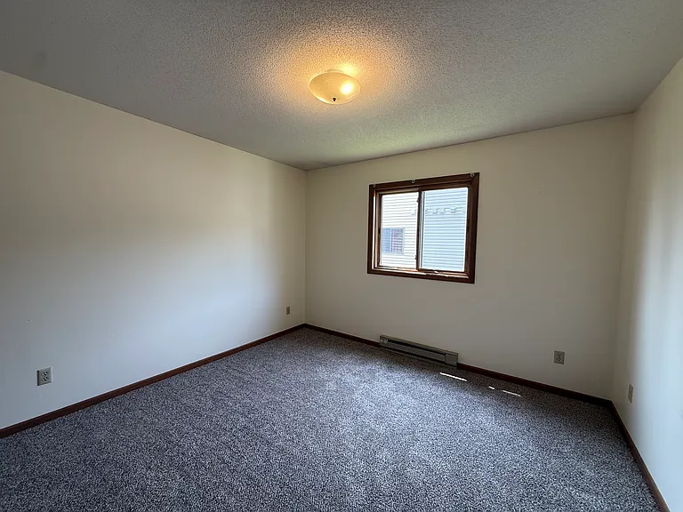 716 Dutchman Dr #7 — Photo 5