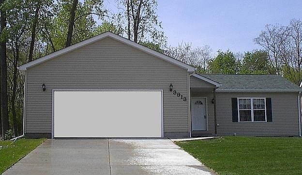 1st image of 3913 Riverdale Ave
